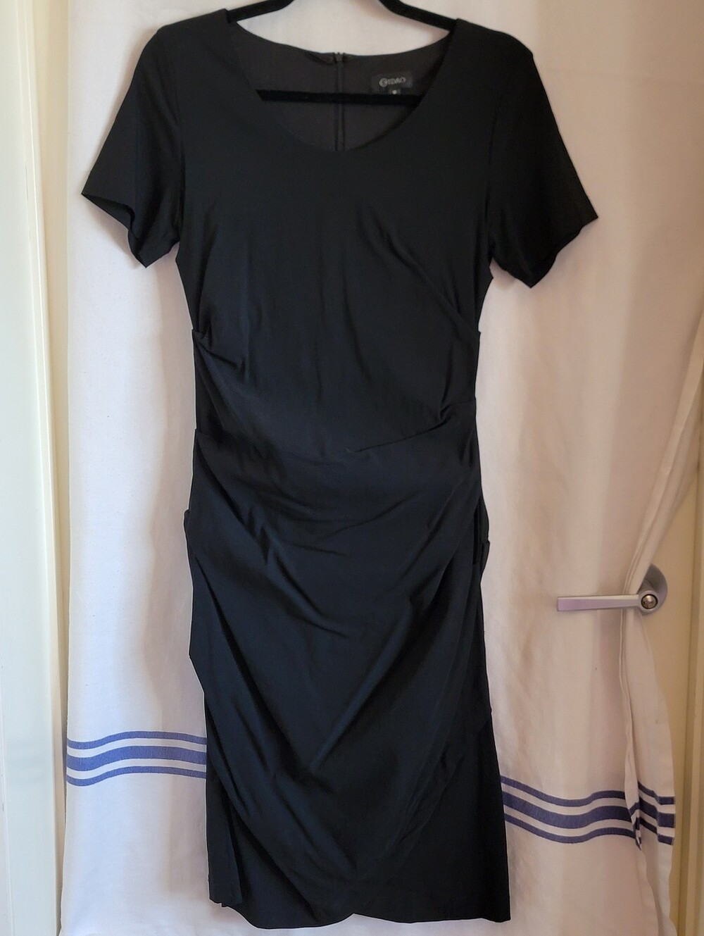 IDAO Black Short-Sleeve Ruched Sheath Dress